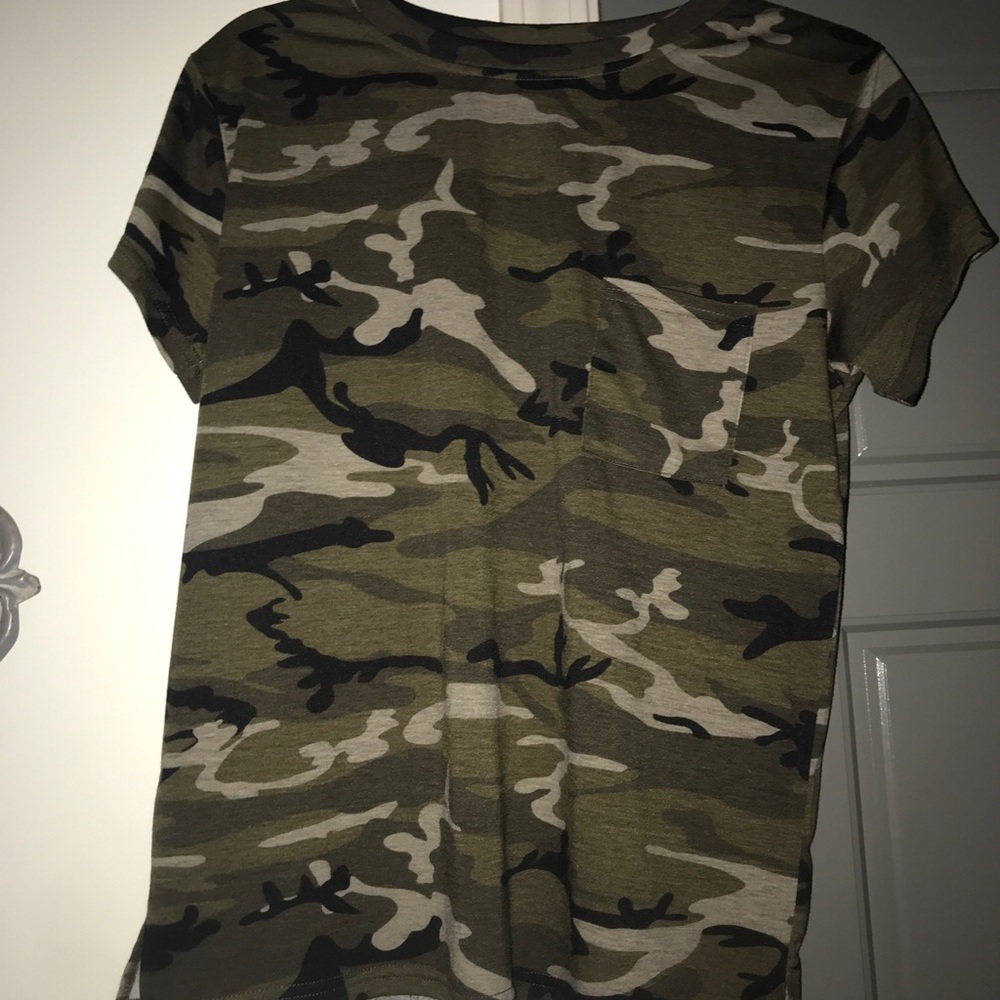 Camo top